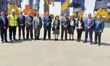 رئيس اقتصادية قناة السويس يستقبل وفد البنك الأوروبى لمناقشة المجالات ذات الاهتمام المشترك