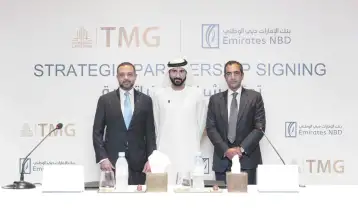 بروتوكول تعاون بين بنك الإمارات دبى الوطنى و «TMG» لإطلاق بطاقات ماستر كارد
