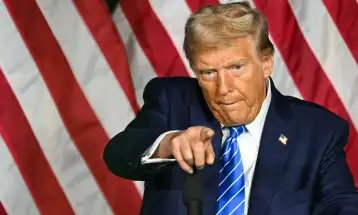 بعد حكم المحكمة العليا.. ترامب يرفع التعريفة الجمركية من جديد!!