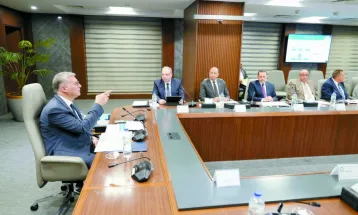 وزير البترول: استهداف مواقع حيوية لمحطات تموين السيارات بالغاز