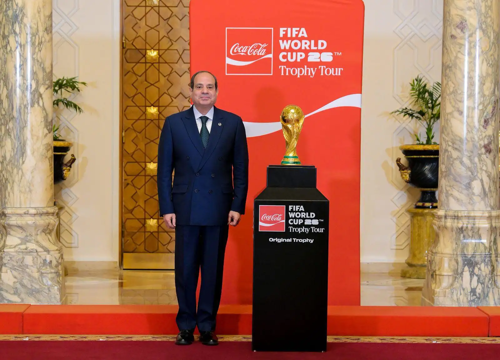 الرئيس السيسى يستقبل وفد الفيفا ضمن الجولة الترويجية لكأس العالم